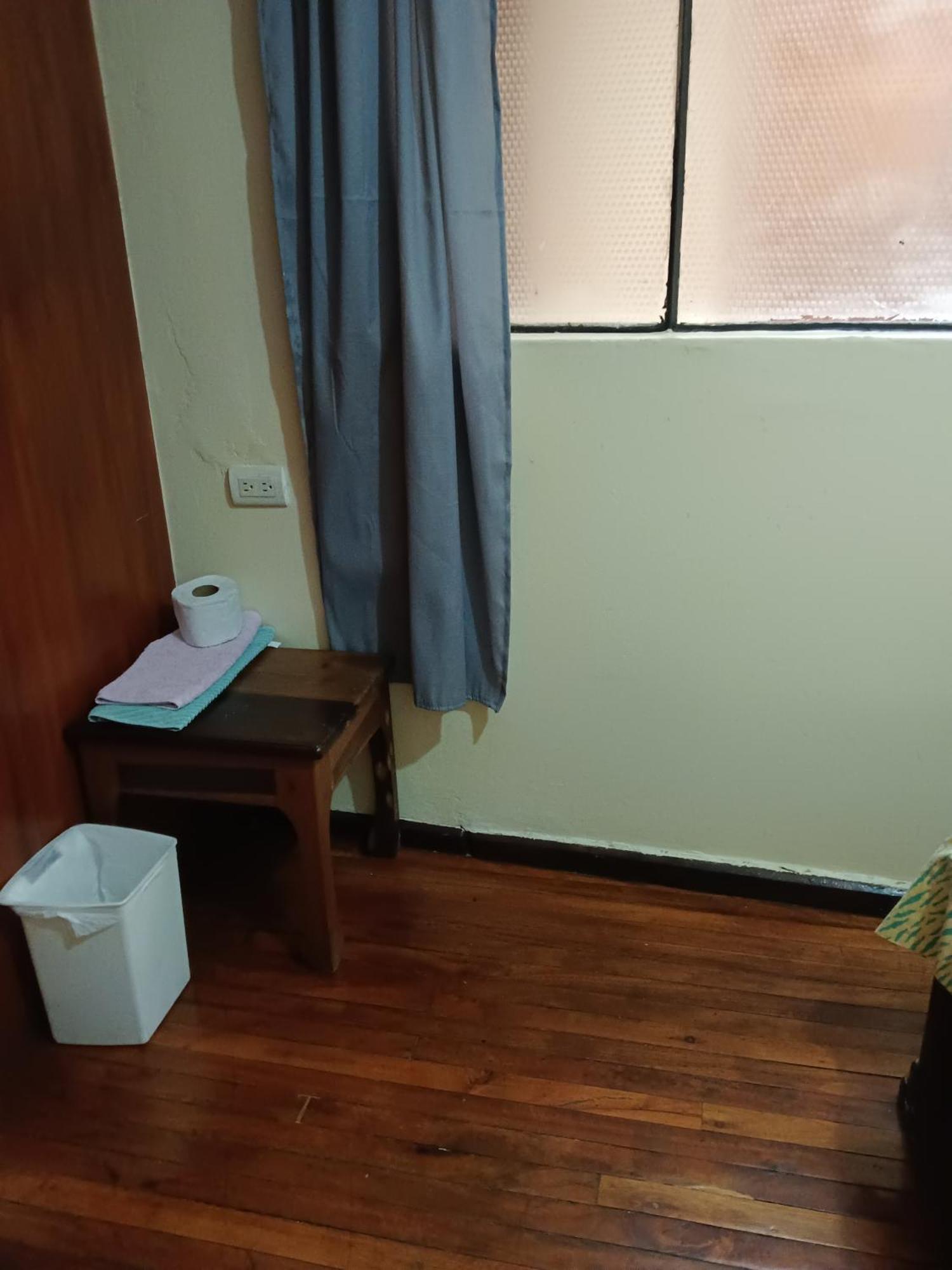 Albergue Camry Backpackers佳美背包客旅馆 Cuenca Exterior foto